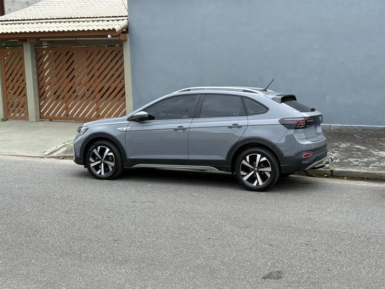 VOLKSWAGEN NIVUS 1.0 200 TSI TOTAL FLEX HIGHLINE AUTOMÁTICO VOLKSWAGEN NIVUS 1.0 200 TSI TOTAL FLEX HIGHLINE AUTOMÁTICO